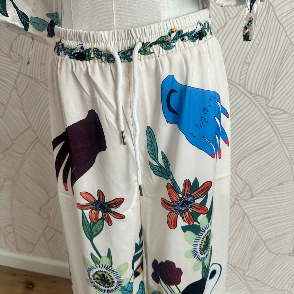 Floral Embroidered Two-Piece Set - Picture 3 of 5